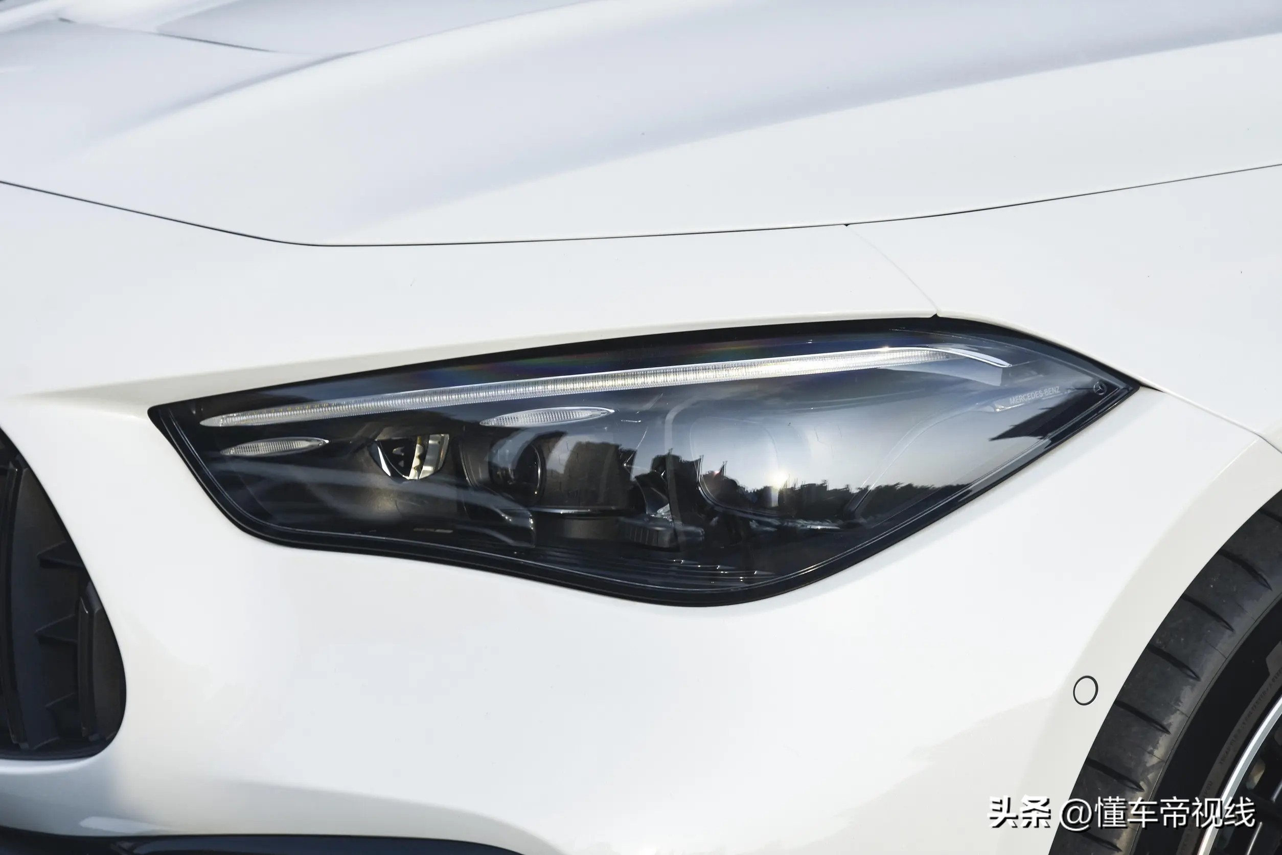 新车 | 售价71.88万元/3.0T直六动力 梅赛德斯-AMG CLE 53 Coupe实拍(图5) 梅赛德斯-AMG CLE 53 Coupe 外观内饰设计 参数_梅赛德斯-AMG CLE 53 Coupe 上市价格 评测_2025奔驰ecoupe报价