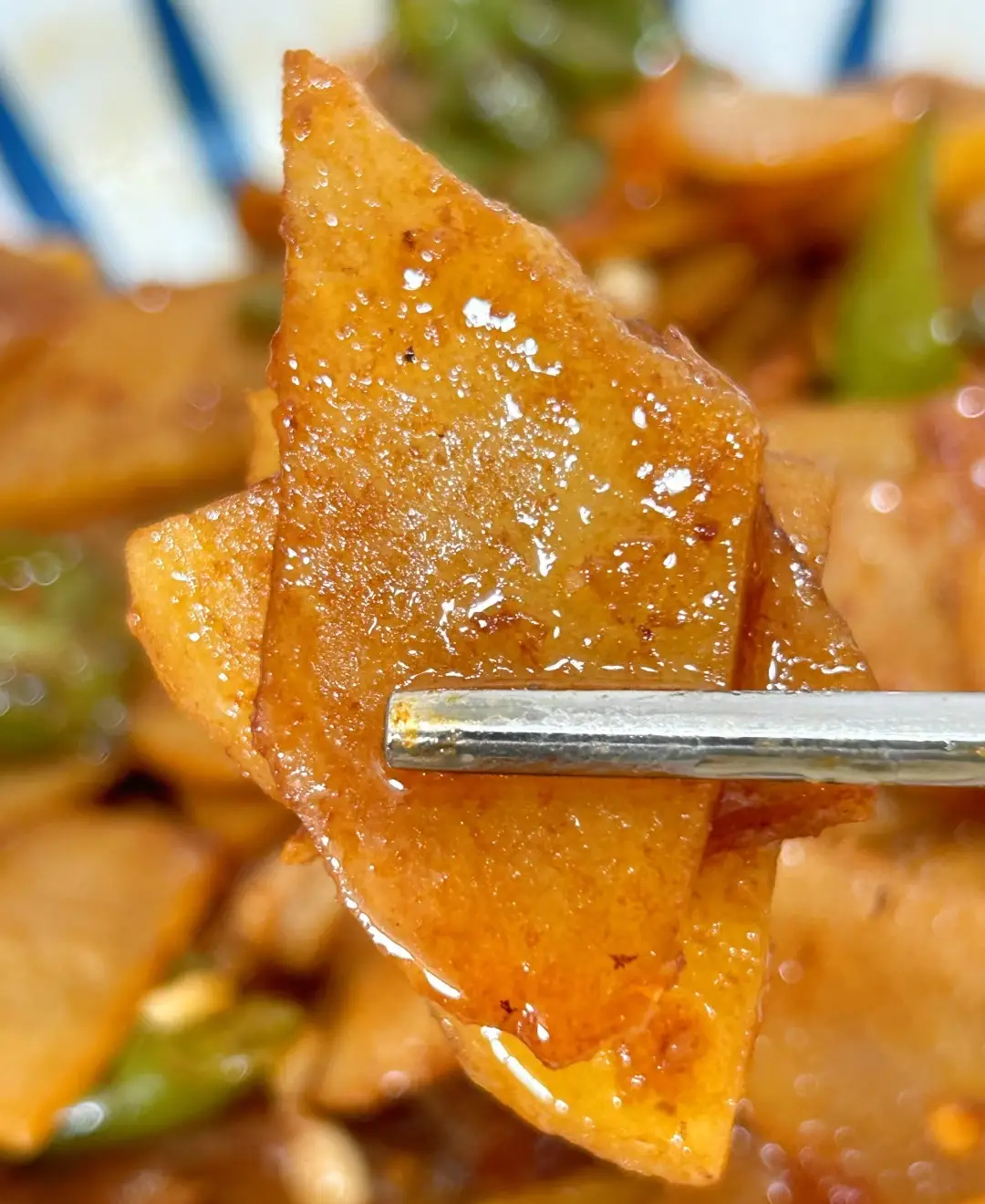五花肉炒土豆片(图2) 五花肉土豆焖饭_懒人五花肉土豆做法_土豆烧肉肉