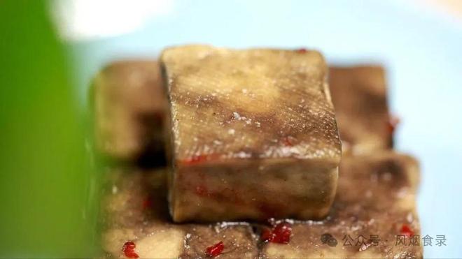 中国,最“重口”的10种食物!螺蛳粉,臭豆腐,在它面前都是弟弟(图12) 臭鳜鱼历史渊源_中国最臭的食物排名_中国最残忍的十大名菜