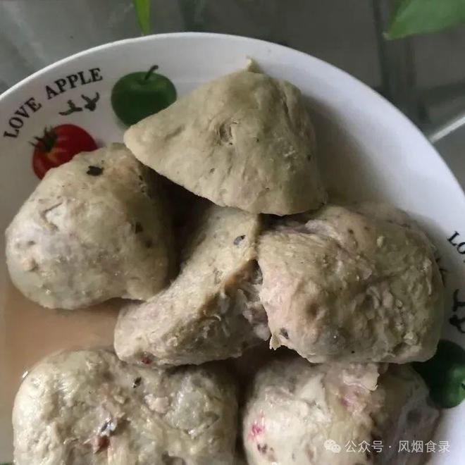 中国,最“重口”的10种食物!螺蛳粉,臭豆腐,在它面前都是弟弟(图13) 中国最残忍的十大名菜_臭鳜鱼历史渊源_中国最臭的食物排名