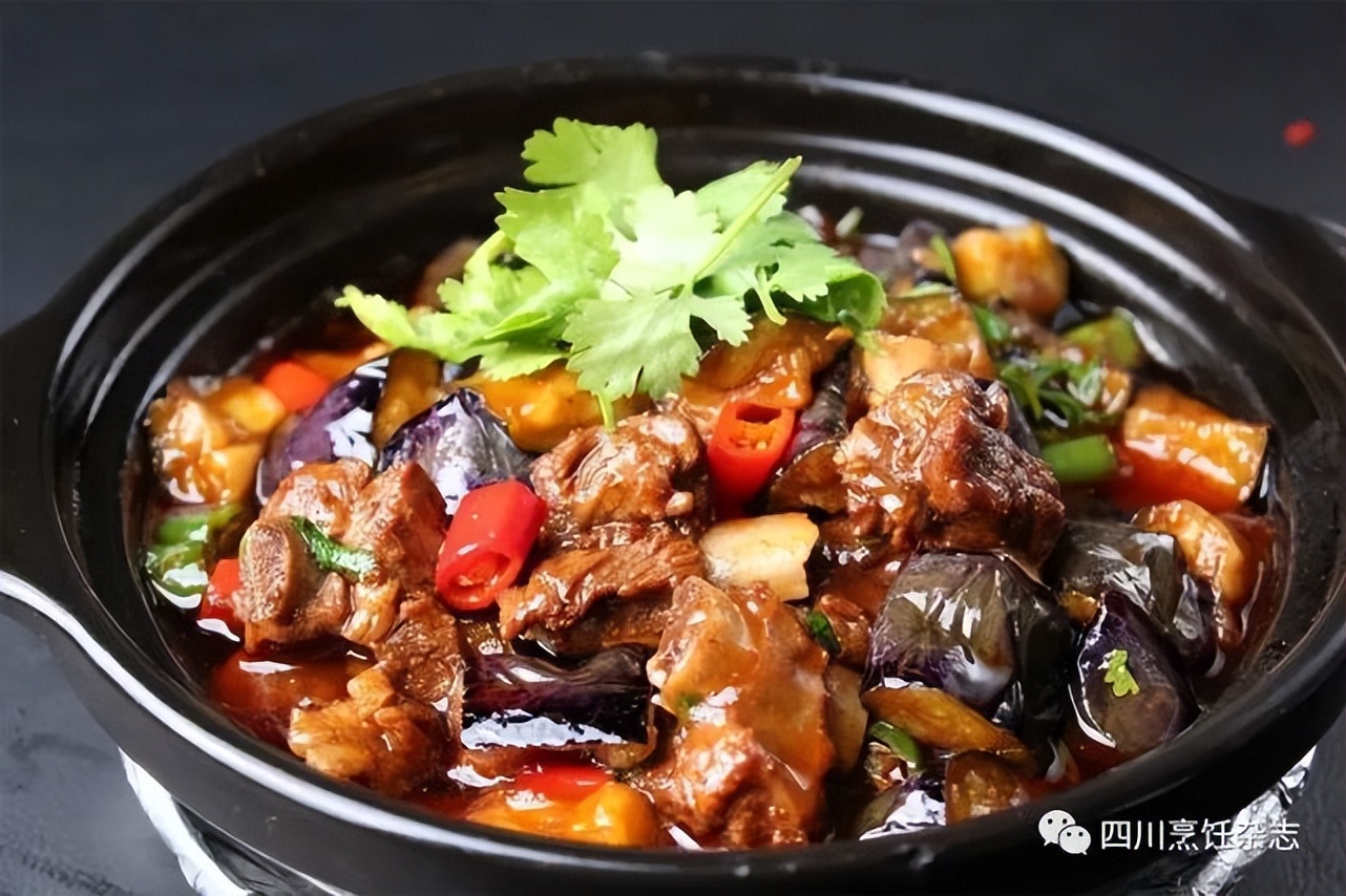 生椒蹄花,酸辣鸡,棒棒牛肉,坝坝子姜兔...热卖川味家常菜10例(图8) 四川家常菜菜谱_好吃的川菜家常菜_棒棒牛肉做法