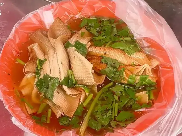 长春十大小吃,这十道美食,你尝过几道?(图4) 长春特色美食小吃_长春酱肉_长春炒粉
