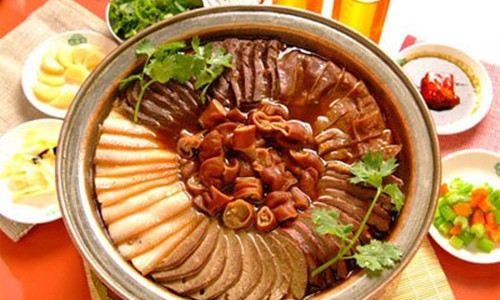 舌尖上的美味:北京必吃的十大特色美食(图3) 特产小吃_炙子烤肉_北京烤鸭
