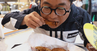 真想不到,这个多到满大街都有的小吃,竟是当地特产?(图20) 新密炸鸡特色_炸鸡土特产_特产小吃