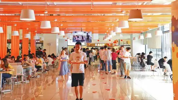 阿里巴巴的食堂长啥样？上海网红美食杭州首站开在这