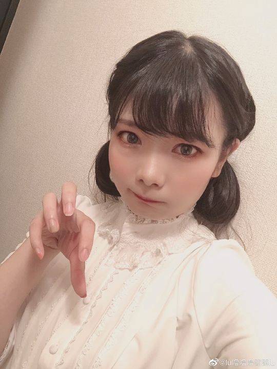 专访“宅舞”UP主千本露露:跳舞让我拥有了可爱的粉丝(图2) BilibiliWorld成都站_宅舞是什么_宅舞摄影如何收费