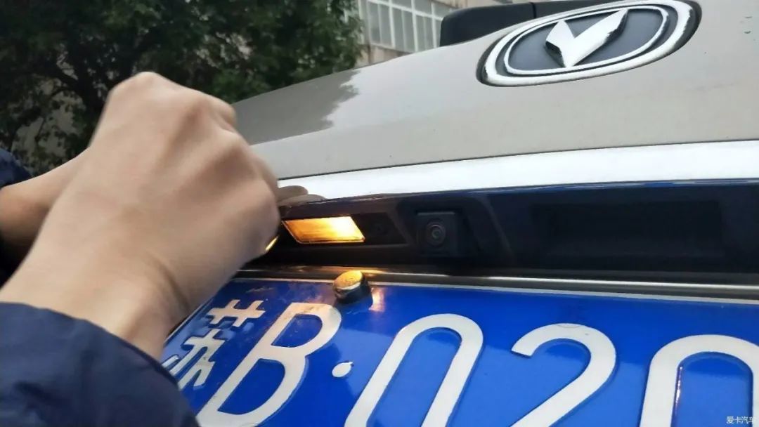 对车牌不满意,不「过户」如何更换车牌?(图3) 夫妻变更车牌号条件_对车牌号不满意更换方法_抵押车子能不能过户