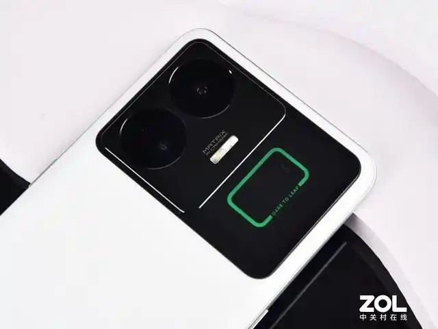 3000元左右热门手机横评:有坑,看完再买(图25) 价位3000左右的手机_iQOO Neo8 Pro评测_3000元左右手机推荐