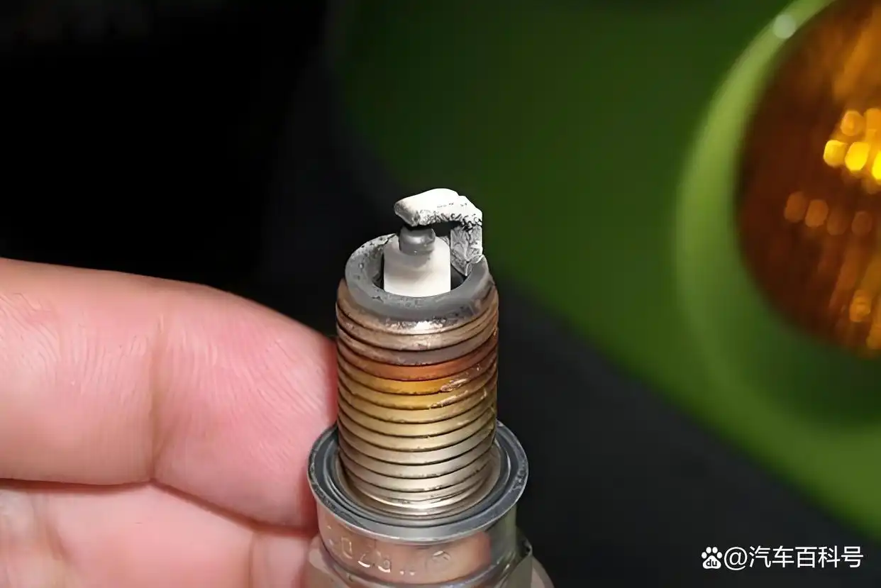 火花塞可以自己换吗?老司机告诉你方法和其中的风险(图4) 汽车火花塞更换教程_自己更换火花塞_火花塞更换步骤