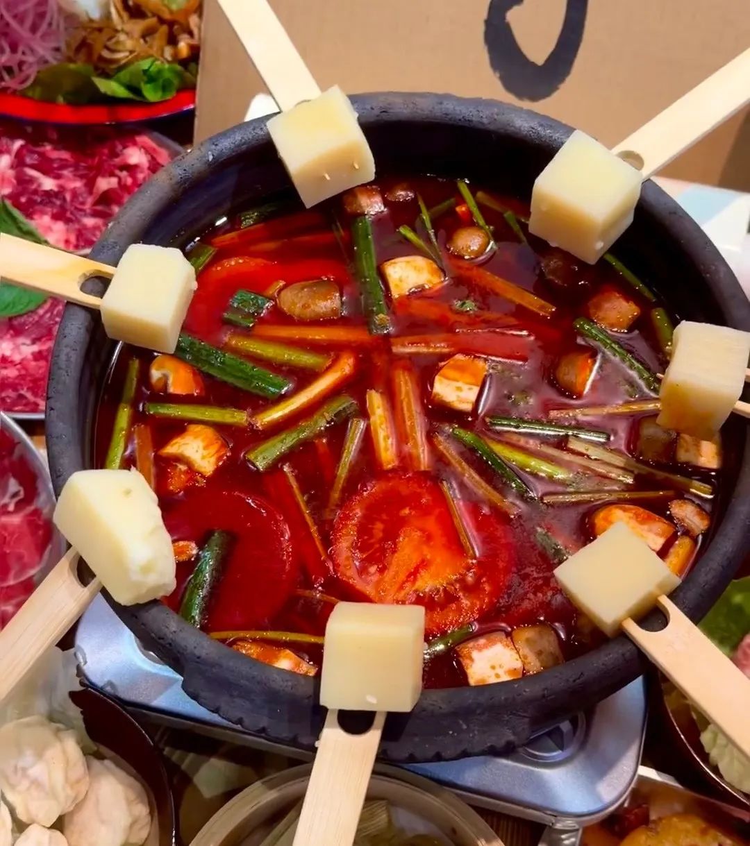 一口惊讶你的贵州美食,给胃来点惊喜!(图11) 贵州特色小吃介绍_酸汤鱼特色菜_贵州美食