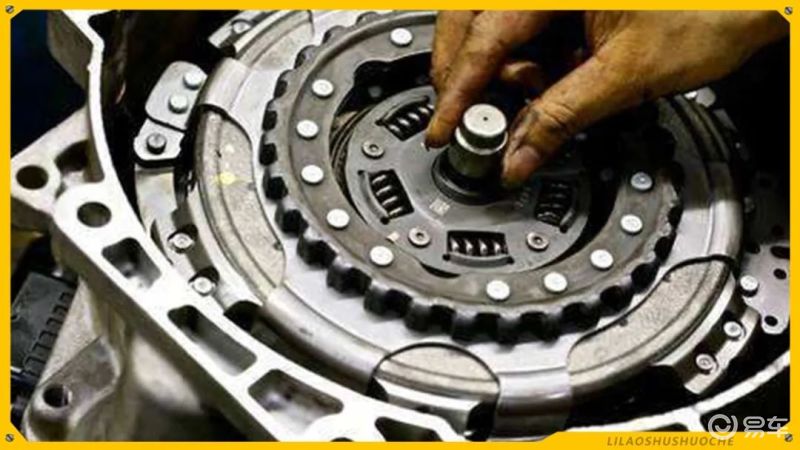 7777牌照的迈巴赫多少钱?25万的超跑创造跌价鬼故事!(图25) 7777车牌拍卖多少钱_7777车牌价值分析_奔驰W223迈巴赫S480二手车价格